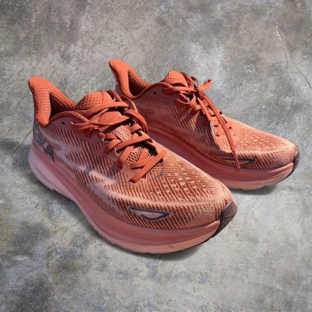 Hoka One One Clifton 9 Running Shoes Peach Pink Women's Size 9B Cushioned Shoe